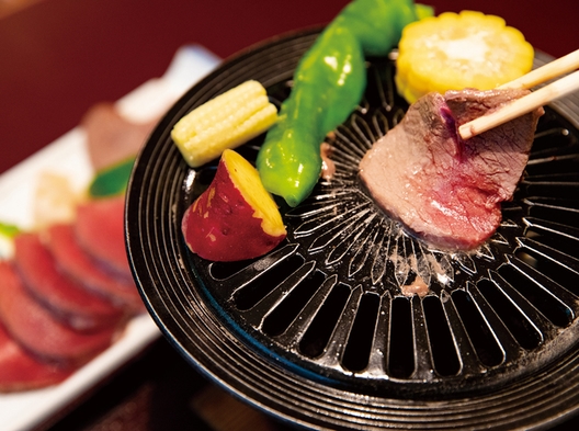 夏ジビエ　猪鍋と鹿肉料理のチョイス